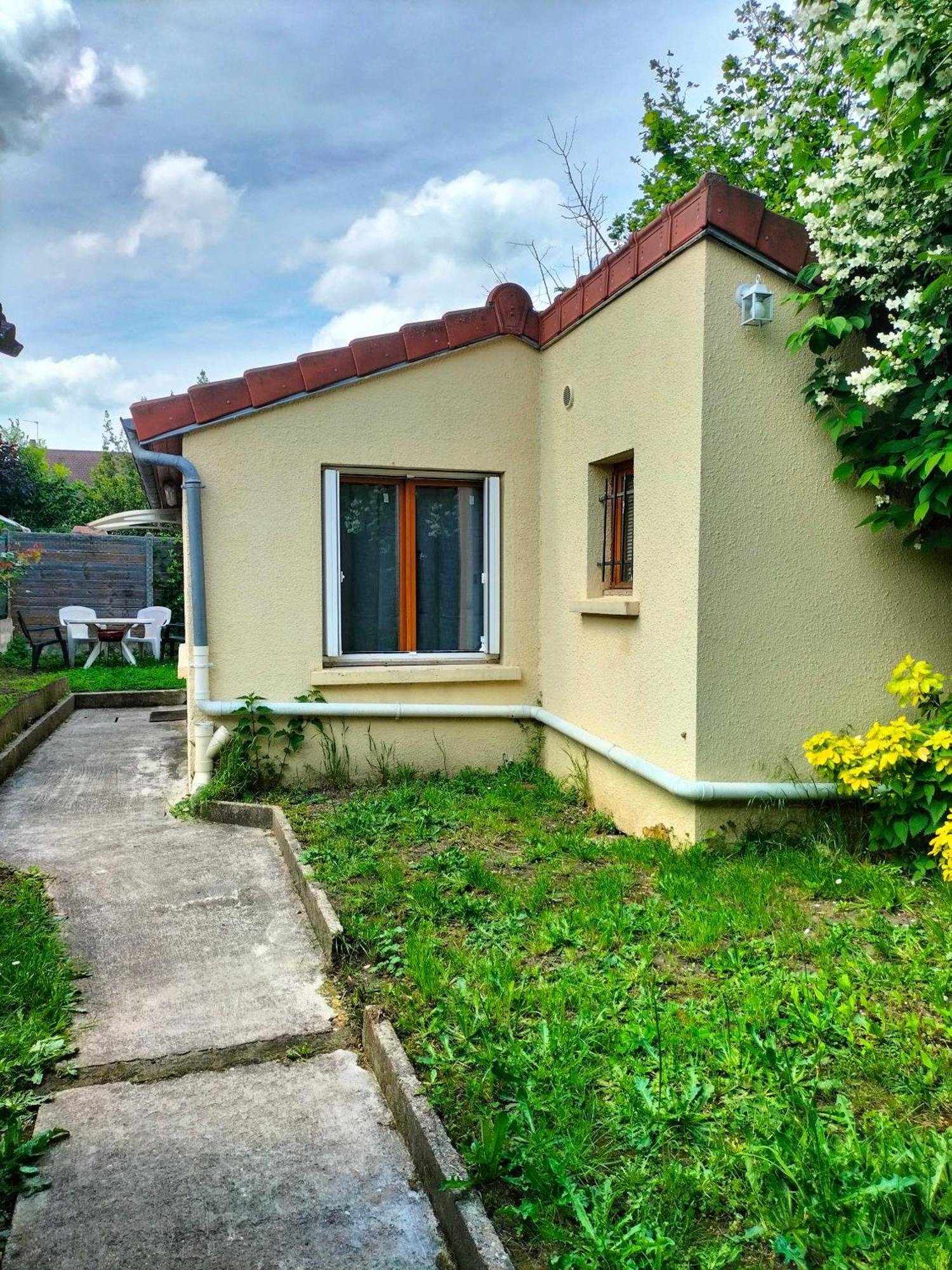 Holiday home Coin De Paradis Saint-Leu-la-Foret